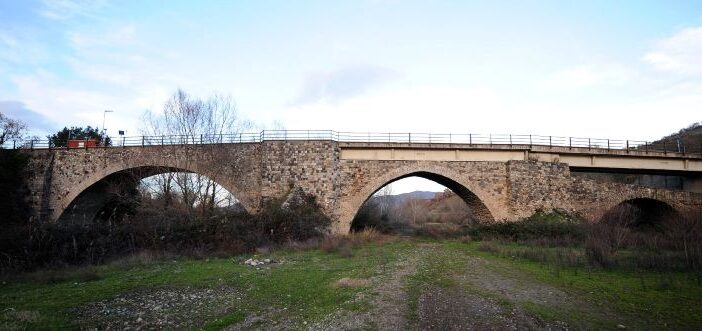 Geoarchaelogical Study of the Roman Pietra Dell’Oglio Bridge at the Service of the Old Appian Way, Campania, Southern Italy